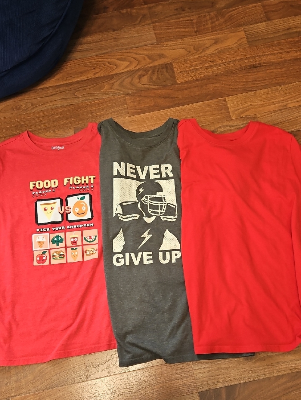 Cat &JaKids Graphic Tee - 'Food Fight' Red & 'Never Give Up' Gray And Solid Red